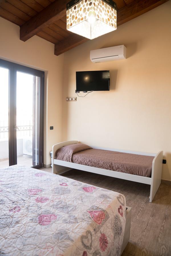 Room & Breakfast Le Magie Sindia エクステリア 写真